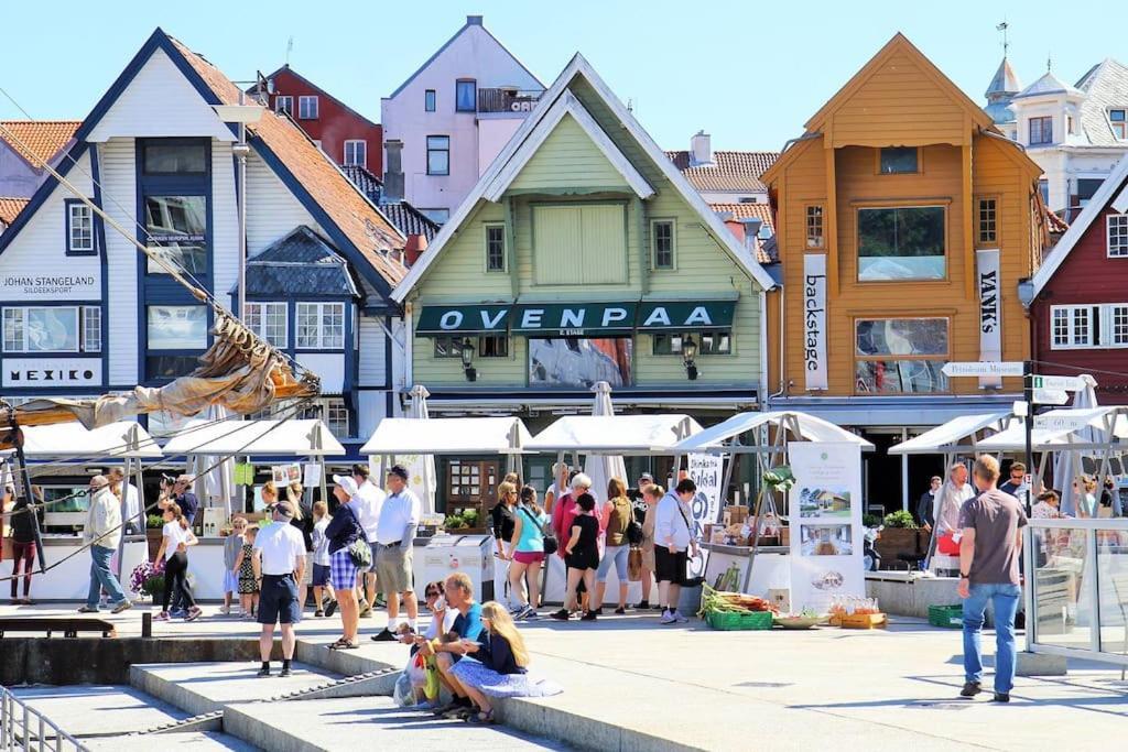 Practical Basement Apt With All Home Comforts Close To City Centre Stavanger Exteriér fotografie
